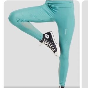 Gymshark Chalk Leggings with Pockets